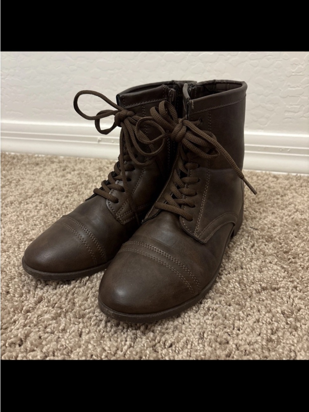 Just BE Women’s Brown Lace-Up Ankle Boots SZ 7